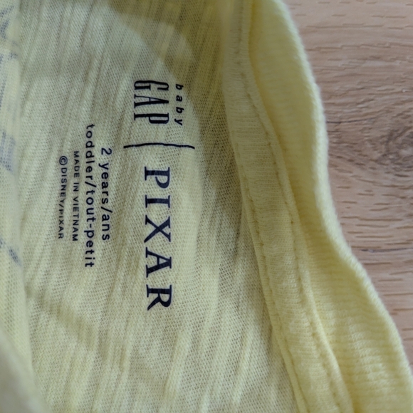 Disney GAP Buzz Lightyear Space Ranger Kids Yellow T-Shirt - Picture 3 of 5